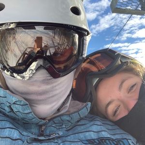 Meet your Posher, Dana